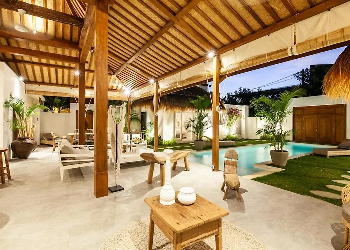Villa New 5 Bedroom Close To Eat Street Seminyak (Bali)